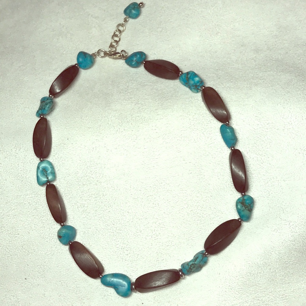 BOHO Wood and Turquoise necklace